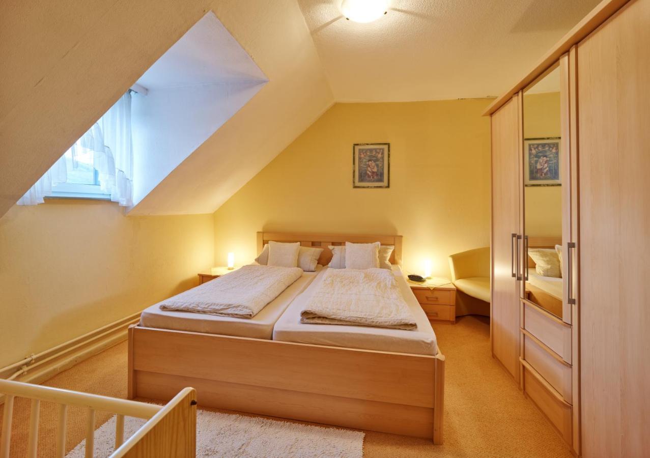 Weingut Christoffel Apartment Kovenig Bagian luar foto